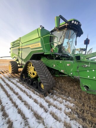 2023 John Deere X9 1100