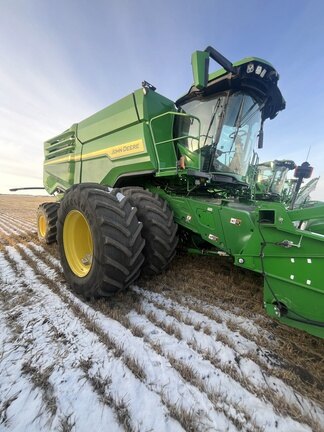 2023 John Deere X9 1100