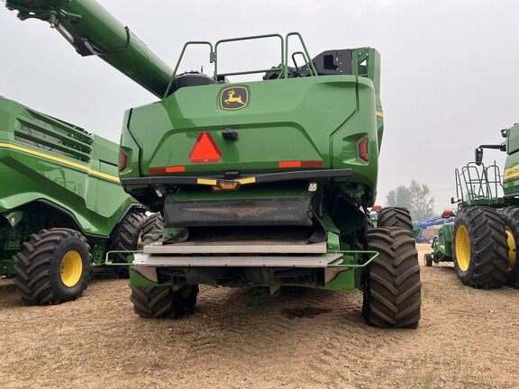 2023 John Deere X9 1100