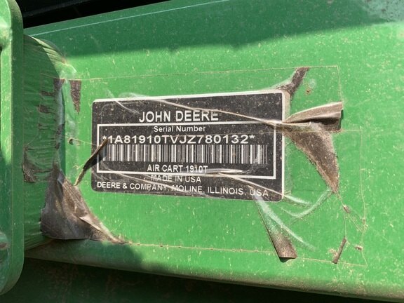 2019 John Deere 1870