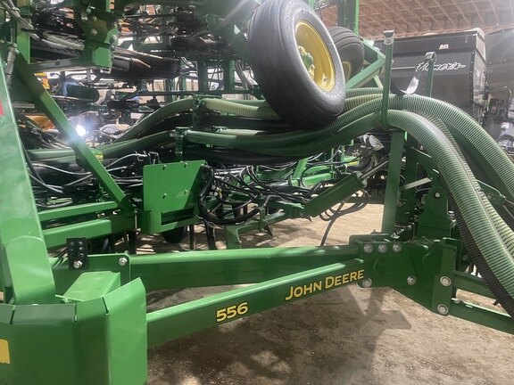 2021 John Deere P556