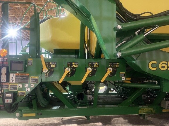 2021 John Deere P556