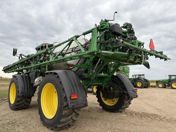 2023 John Deere 616R