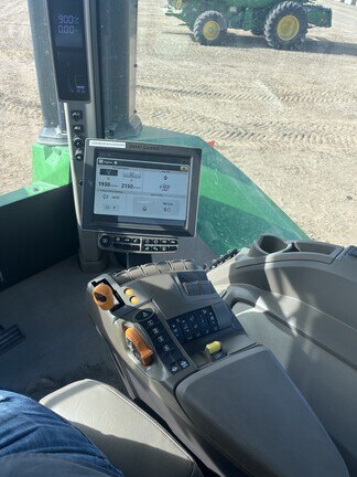 2022 John Deere 9RX 640