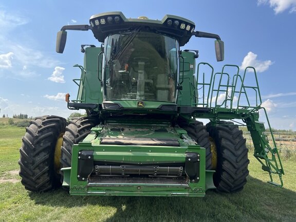 2023 John Deere X9 1000