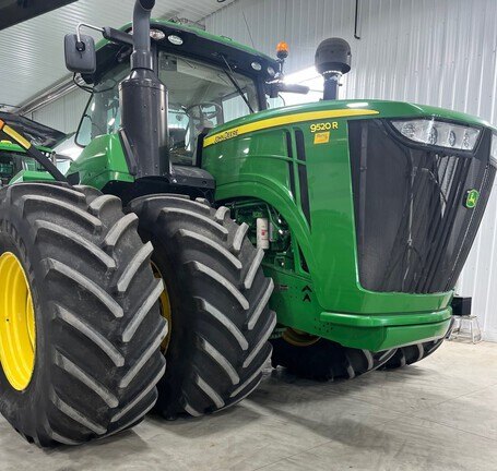 2016 John Deere 9520R