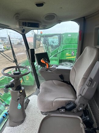 2018 John Deere S780