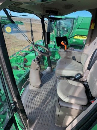 2024 John Deere S780