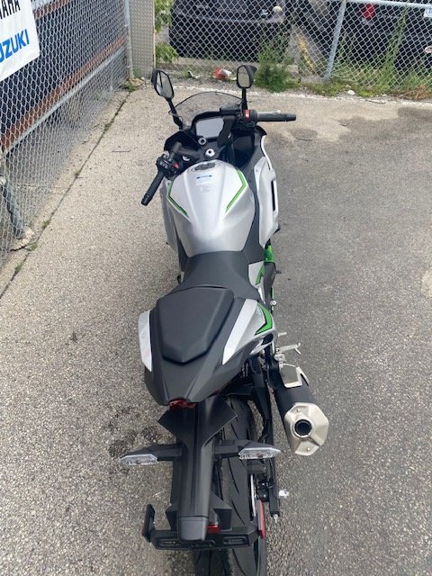 2024 Kawasaki NINJA 7 HYBRID