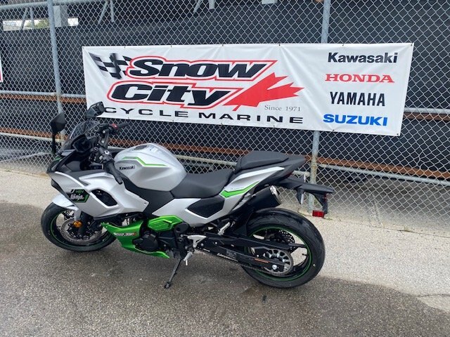 2024 Kawasaki NINJA 7 HYBRID