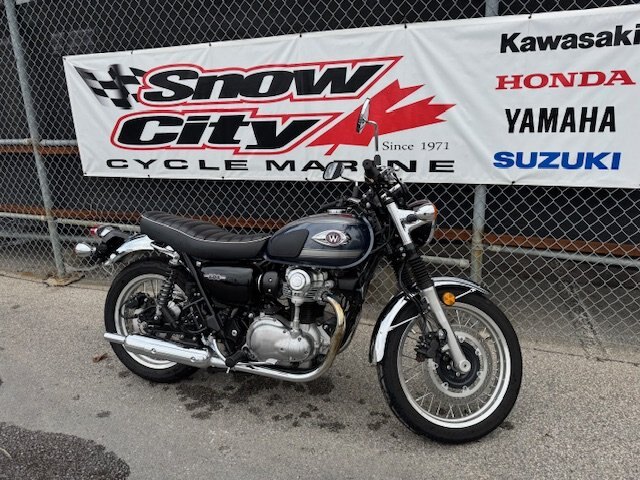 2023 Kawasaki W800