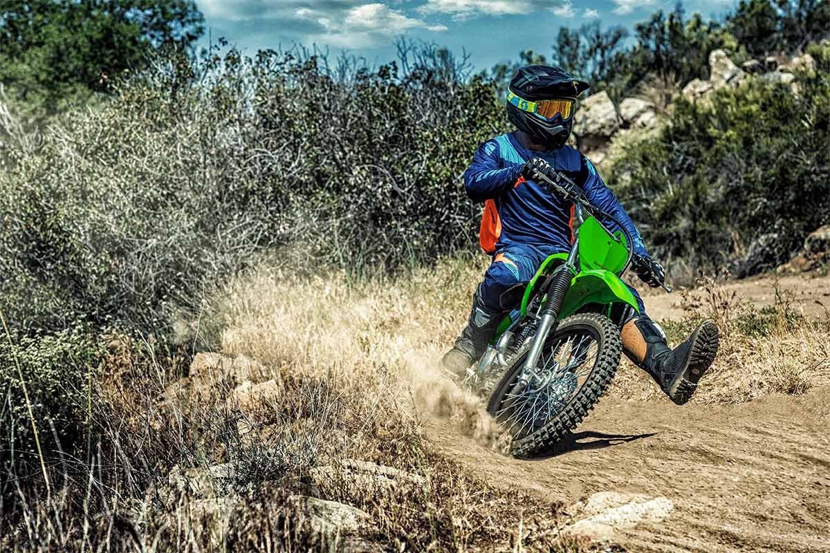 2027 Kawasaki KLX140R F Lime Green