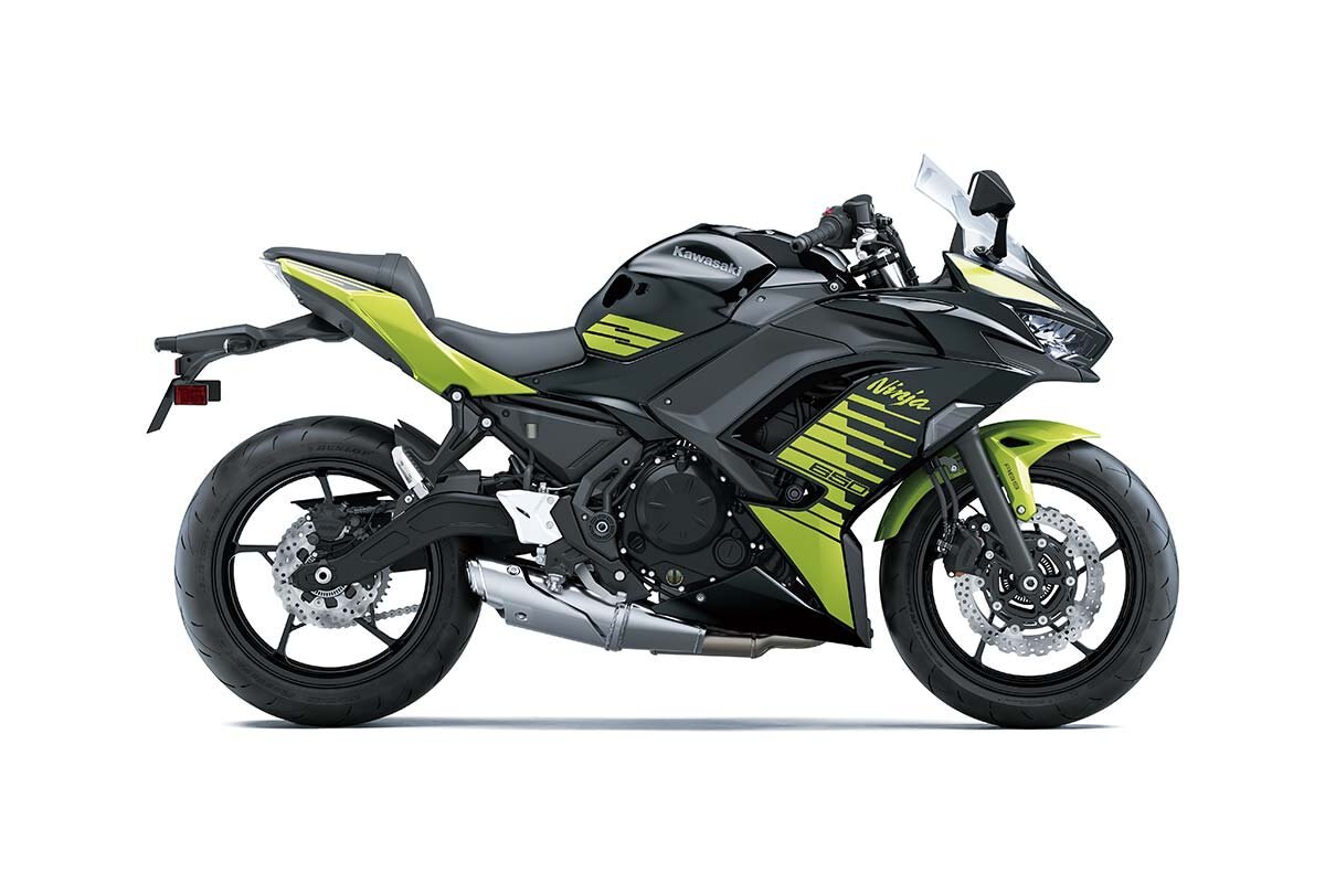 2026 Kawasaki NINJA 650 Metallic Yellowish Green / Metallic Spark Black