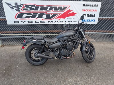 2025 Kawasaki ELIMINATOR 500 Metallic Flat Spark Black