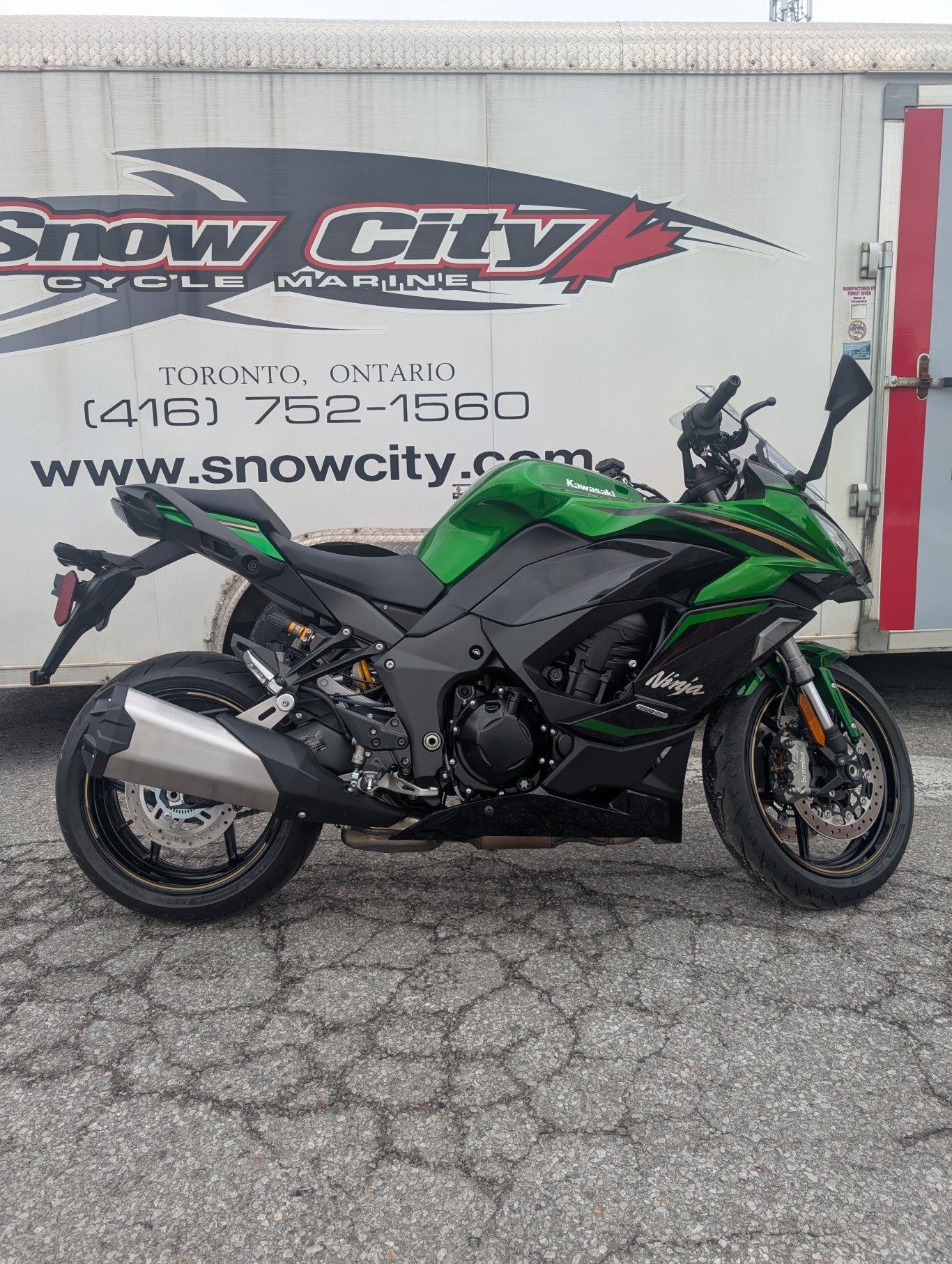 2025 Kawasaki NINJA 1100SX SE Emerald Blazed Green / Metallic Diablo Black