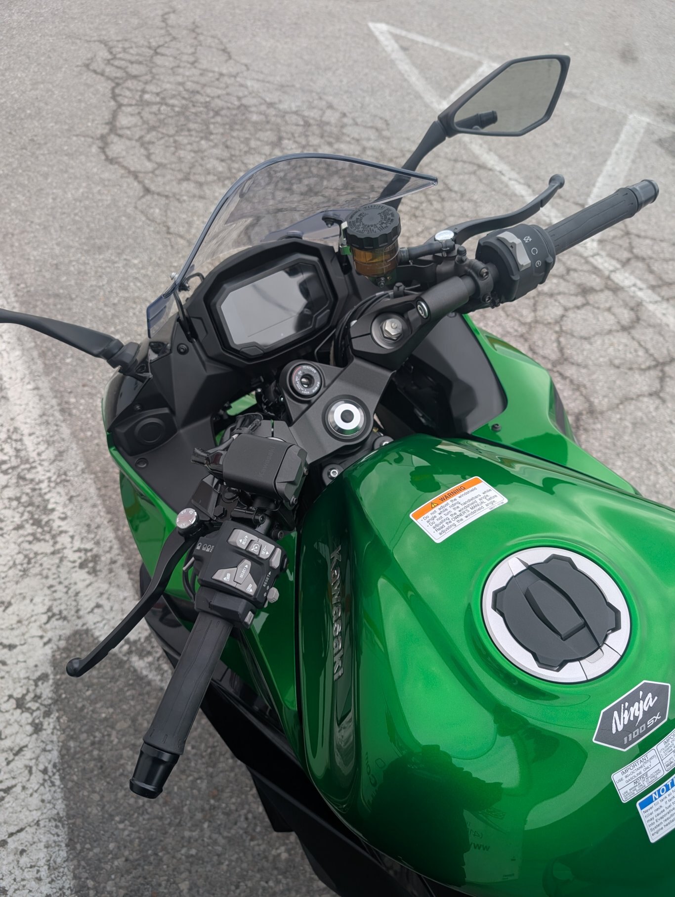 2025 Kawasaki NINJA 1100SX SE Emerald Blazed Green / Metallic Diablo Black