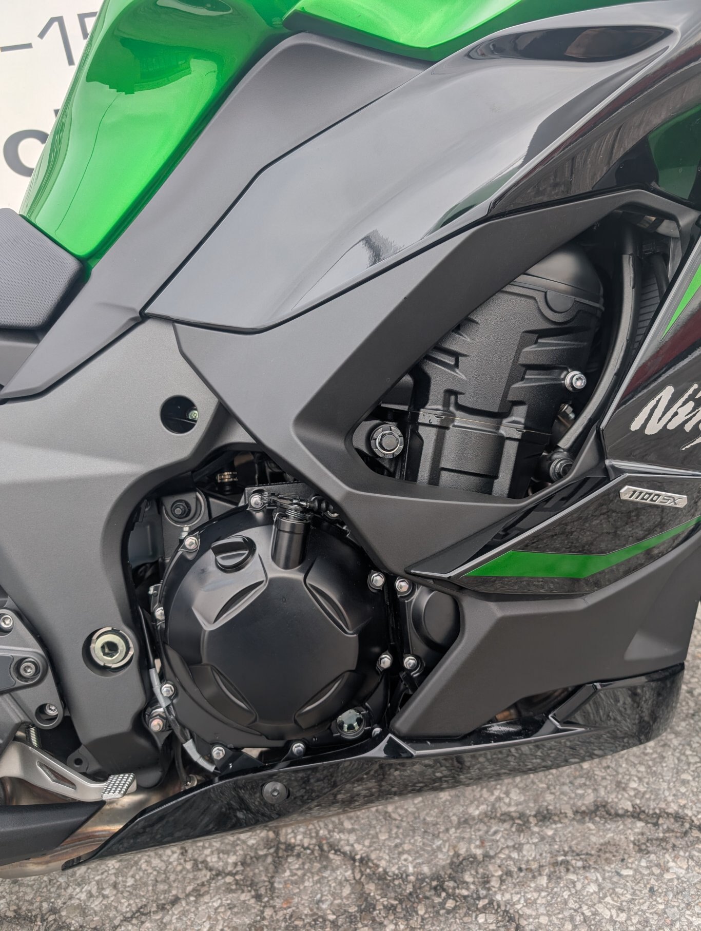 2025 Kawasaki NINJA 1100SX SE Emerald Blazed Green / Metallic Diablo Black