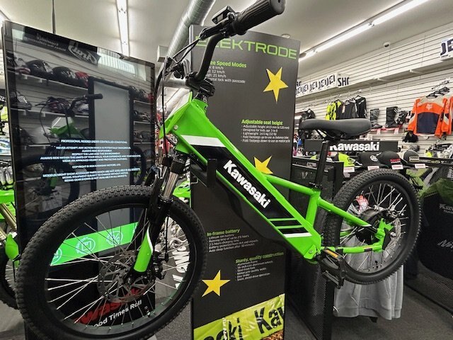 2025 Kawasaki ELEKTRODE 20 Lime Green