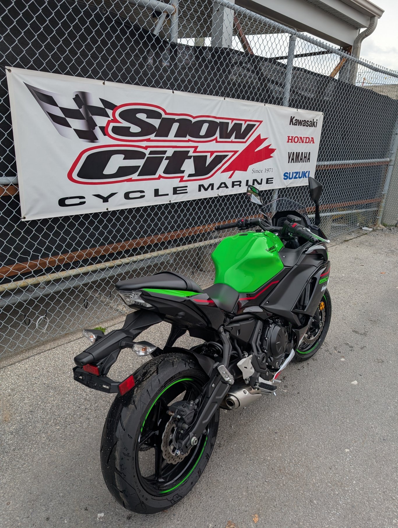 2022 NINJA 650 KRT NON ABS