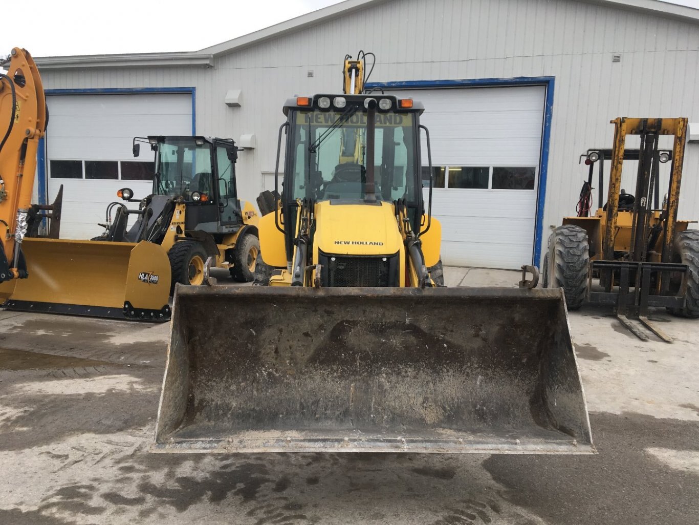 2012 New Holland B95C Backhoe