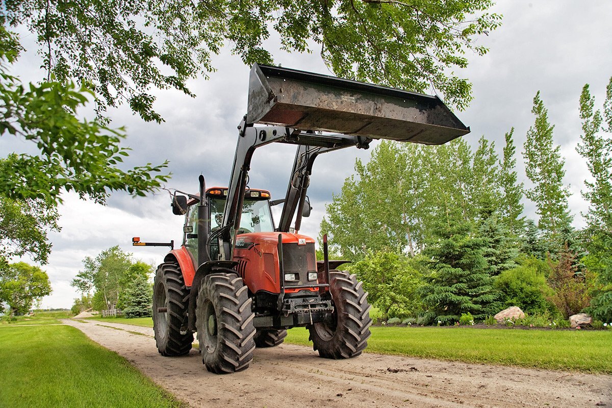 Farm king FRONT END LOADERS 95, 2000 Series