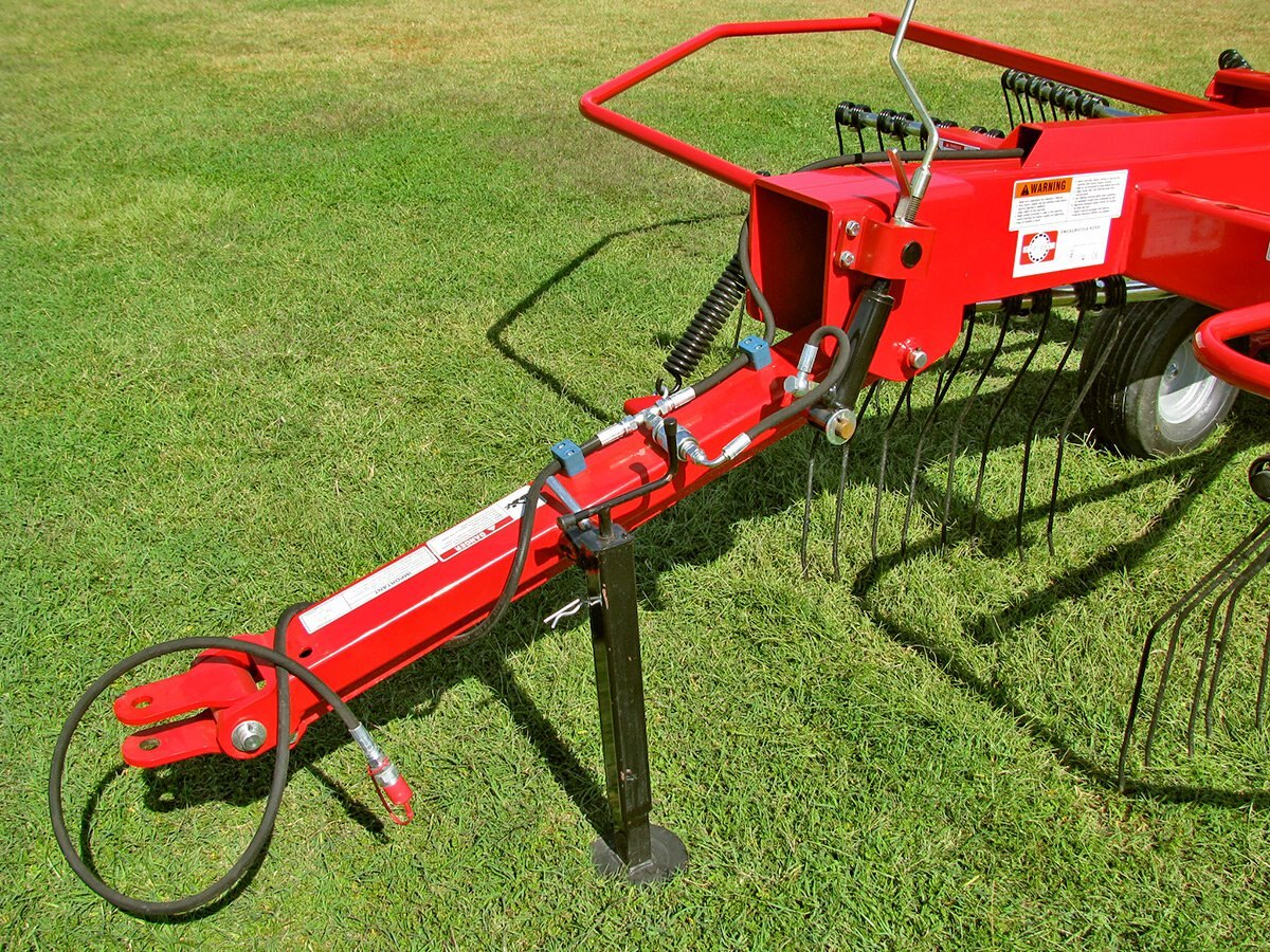 Farm king Rotary Rake Model RR420