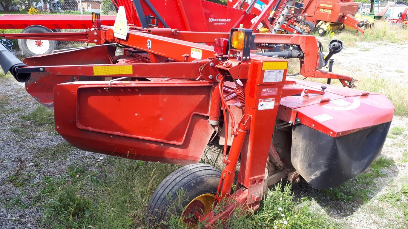 2012 New Holland H7330 Discbine