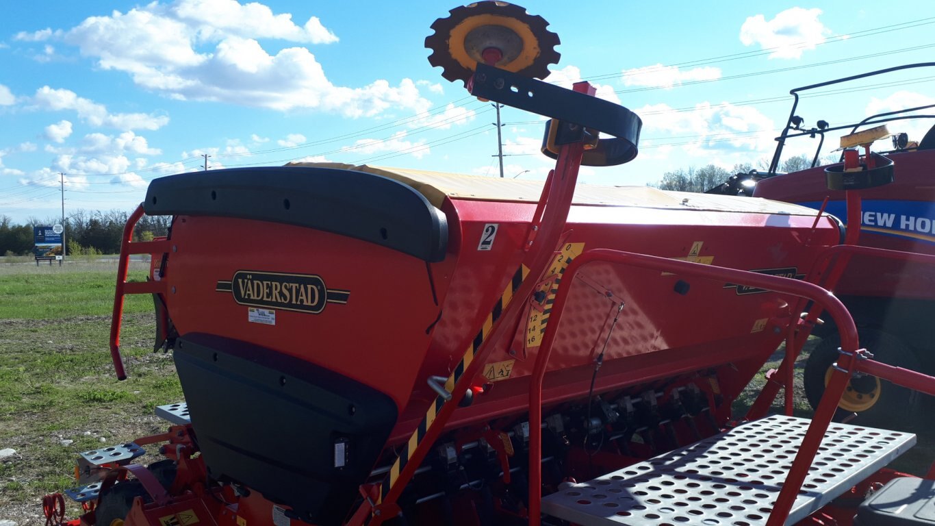 New/Demo Vaderstad Rapid RD 300C