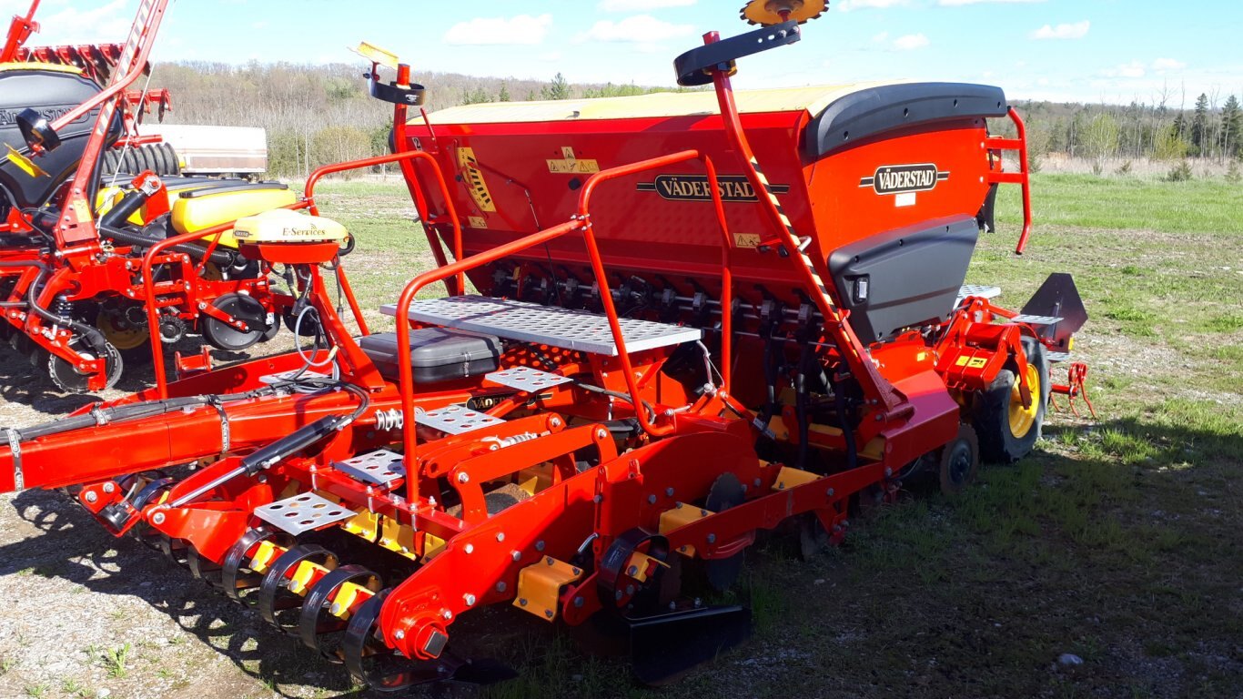 New/Demo Vaderstad Rapid RD 300C