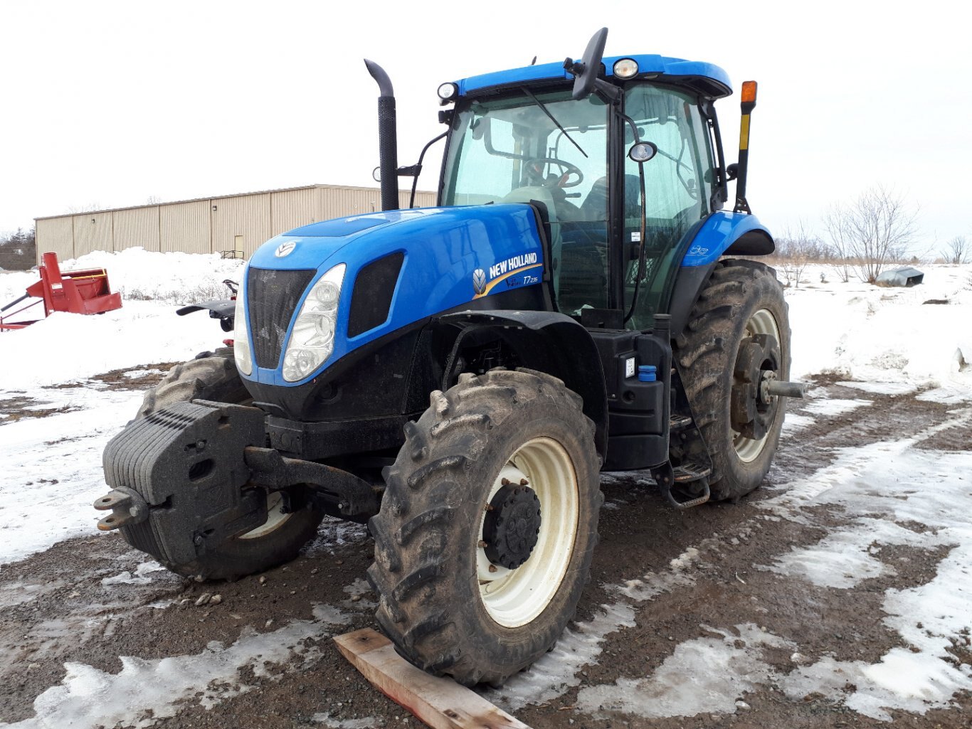 2014 New Holland T7.235