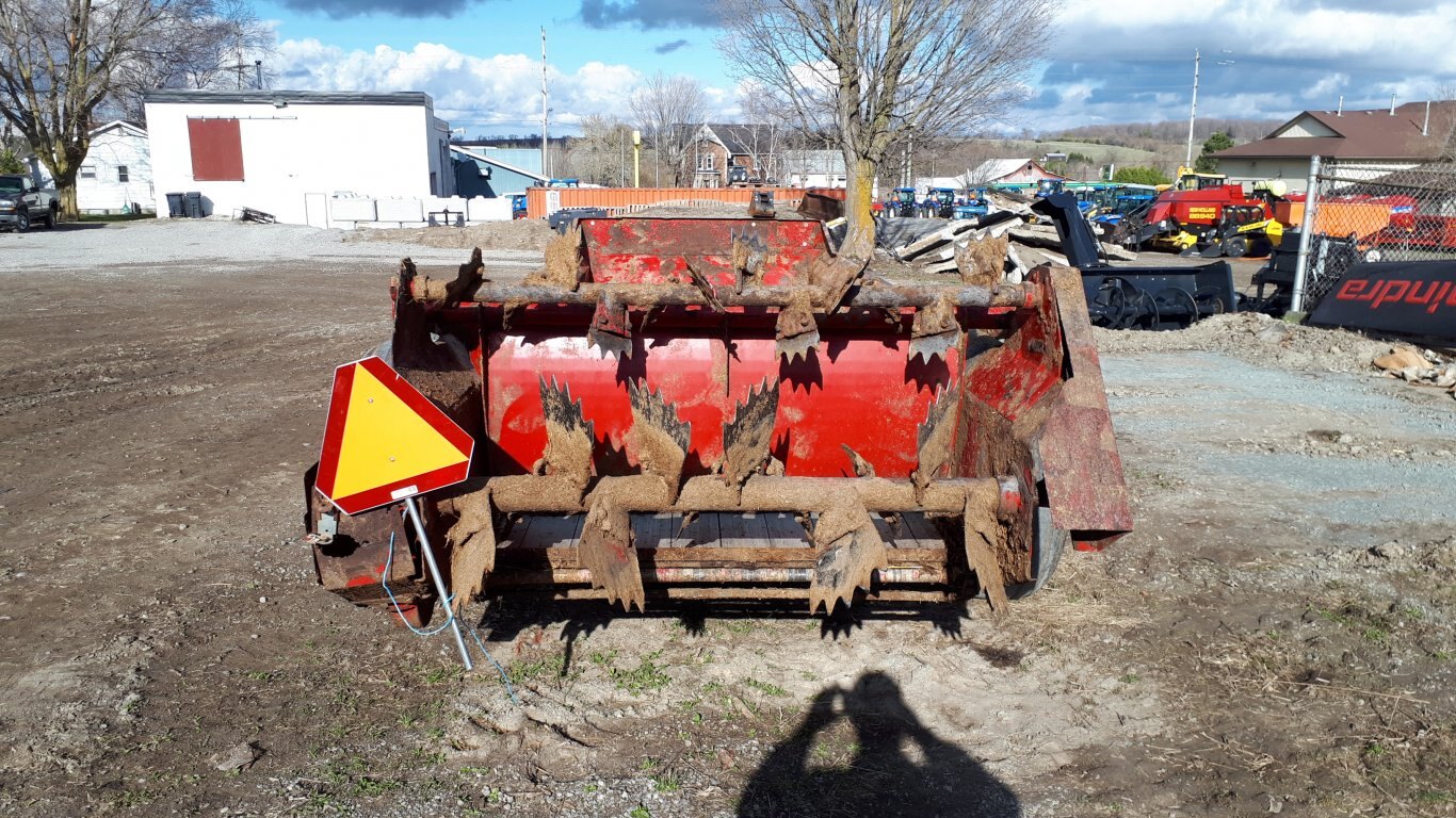 2013 New Holland 185 Manure Spreader