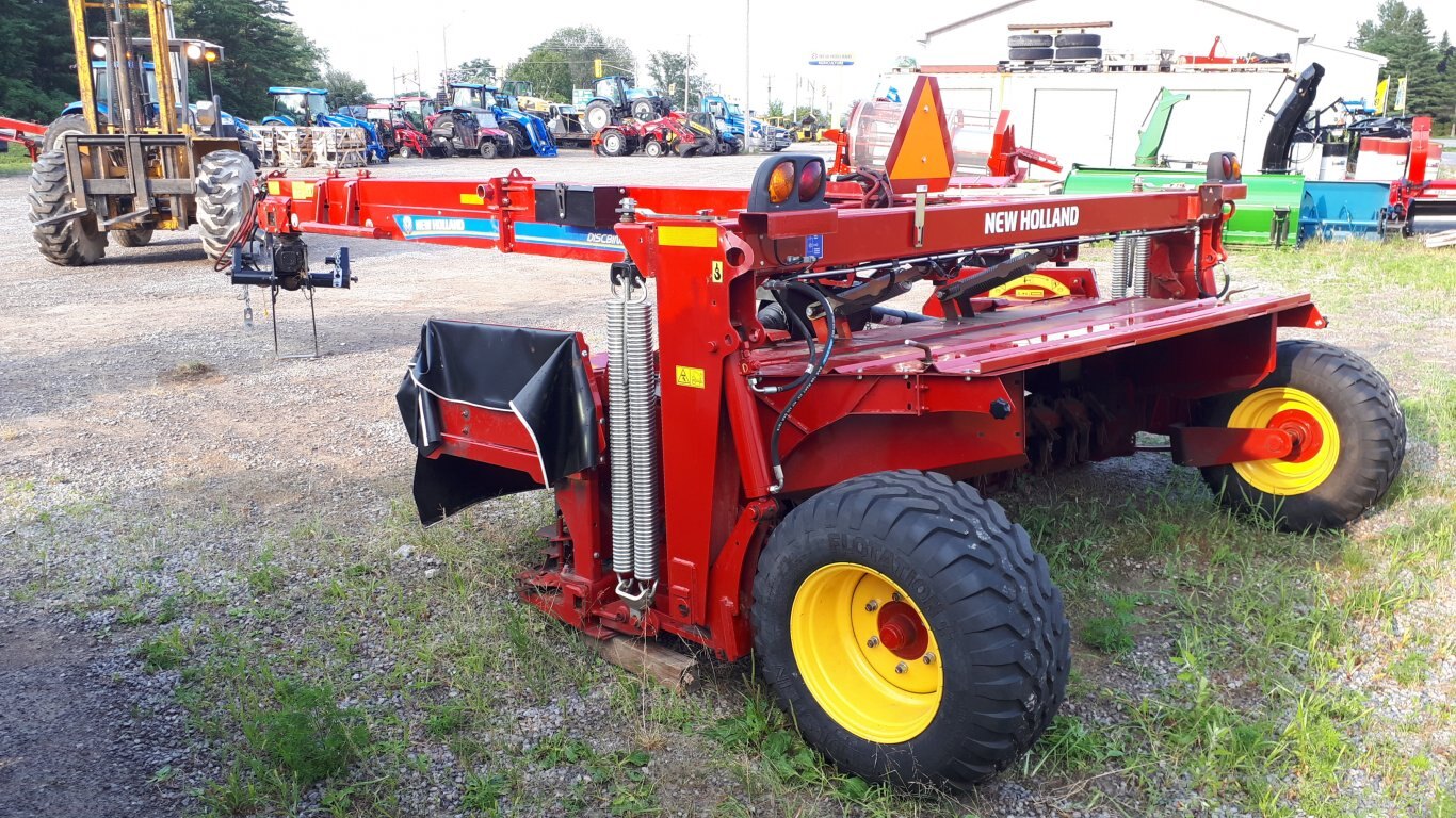 New Holland 312 discbine