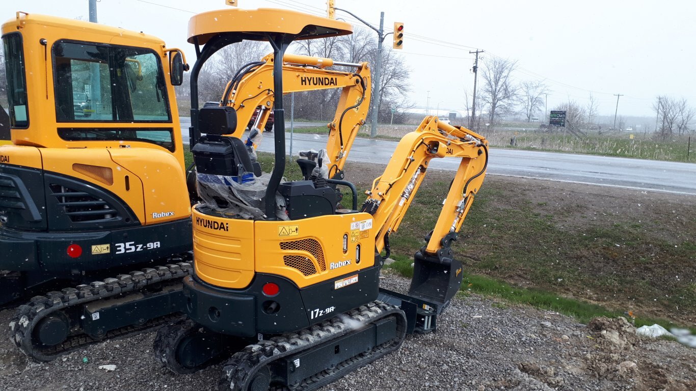 NEW Hyundai R17Z 9A