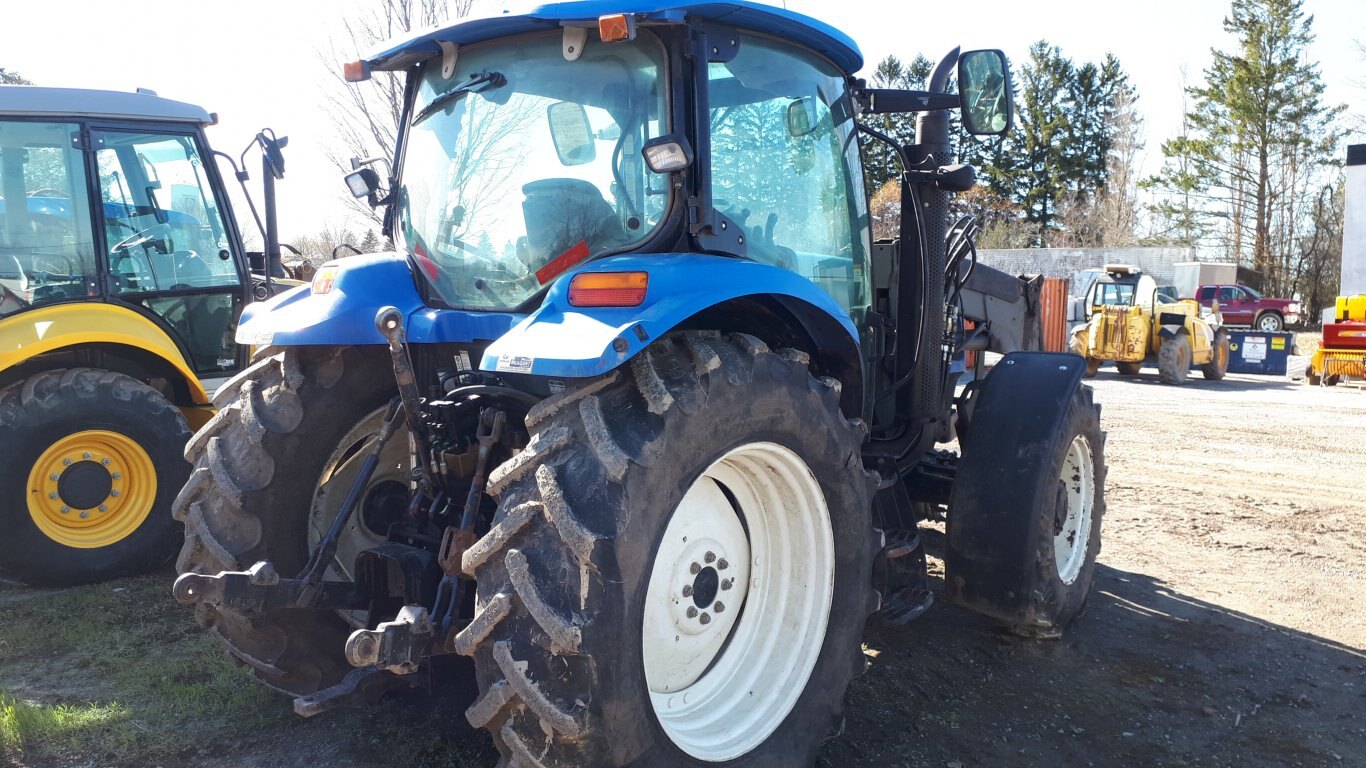 2006 New Holland TS115A