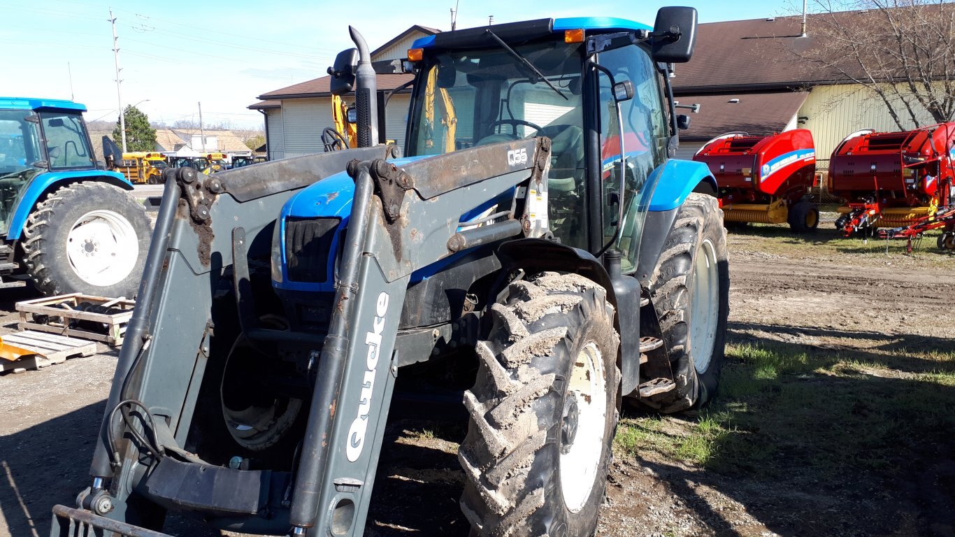 2006 New Holland TS115A