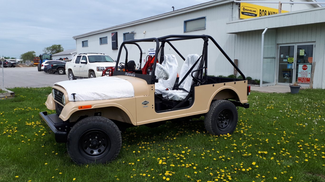 2020 Mahindra Roxor