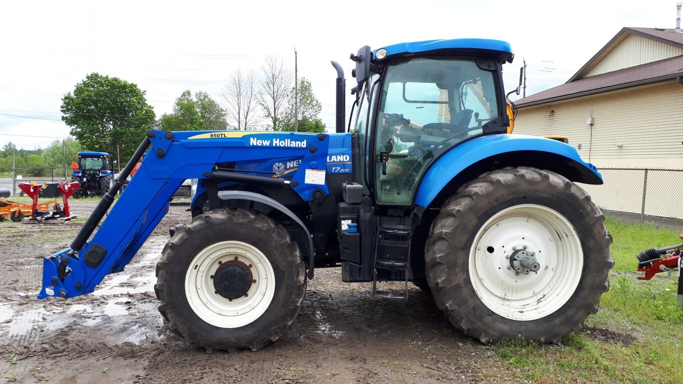 2011 New Holland T7.200