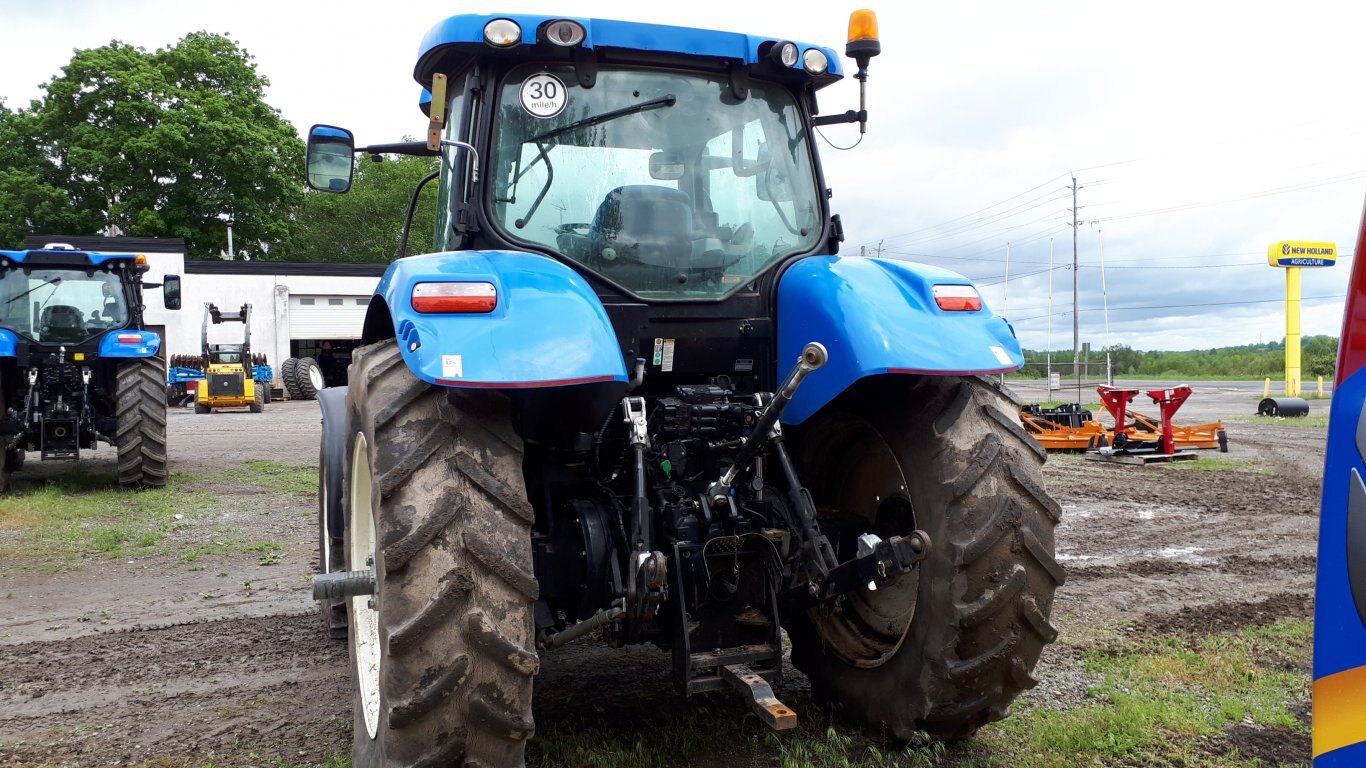 2011 New Holland T7.200