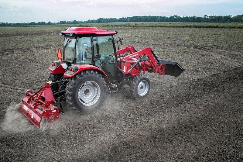 Mahindra 2670 PST Cab