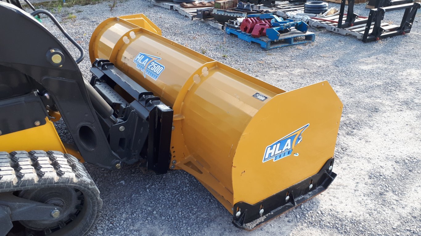 New/Demo HLA SP250096 snow pusher