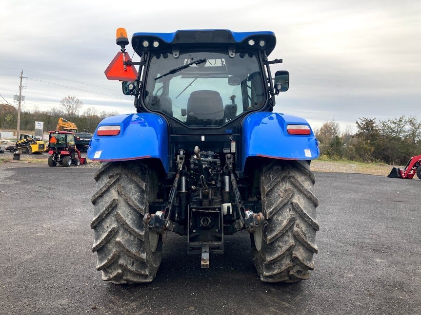 2017 New Holland T6.180