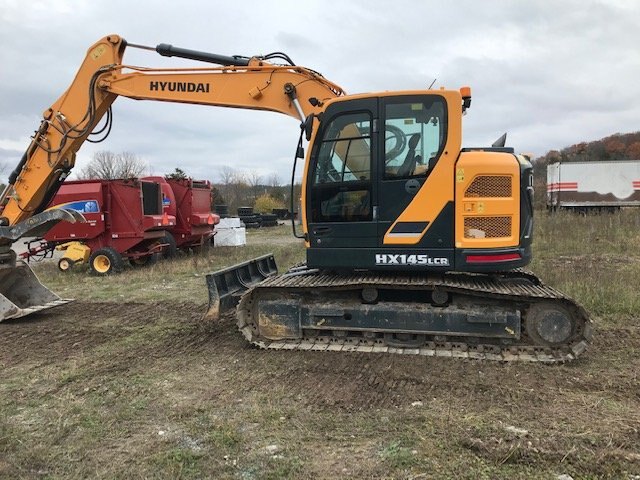 Hyundai HX145LCRD excavator