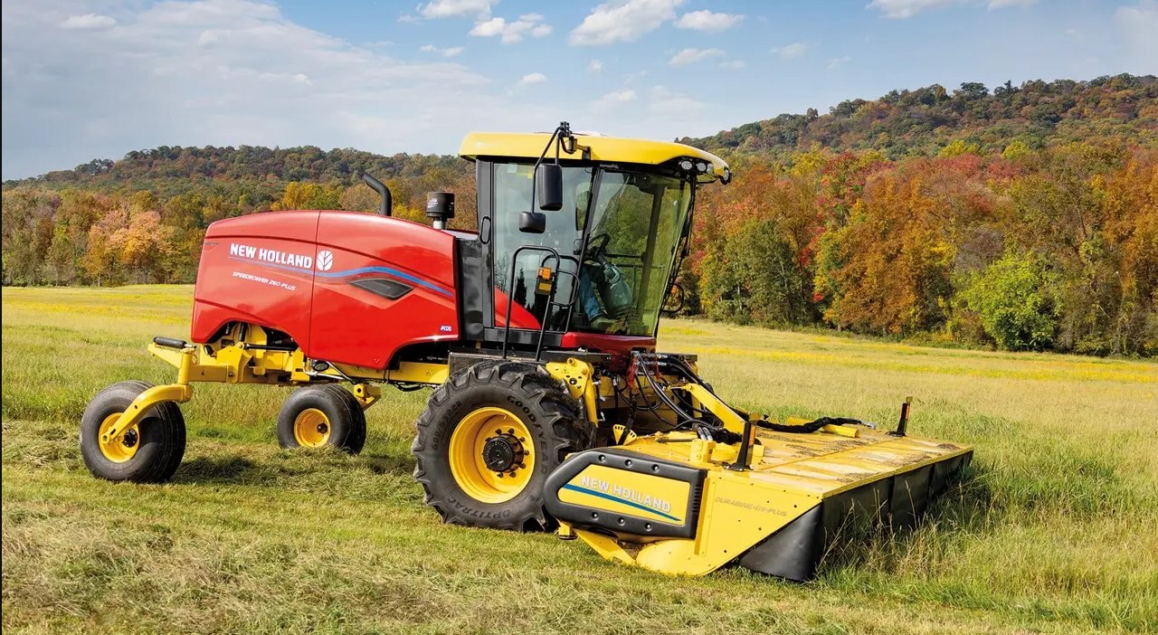 New Holland Speedrower® PLUS Self Propelled Windrowers Speedrower® 160 PLUS