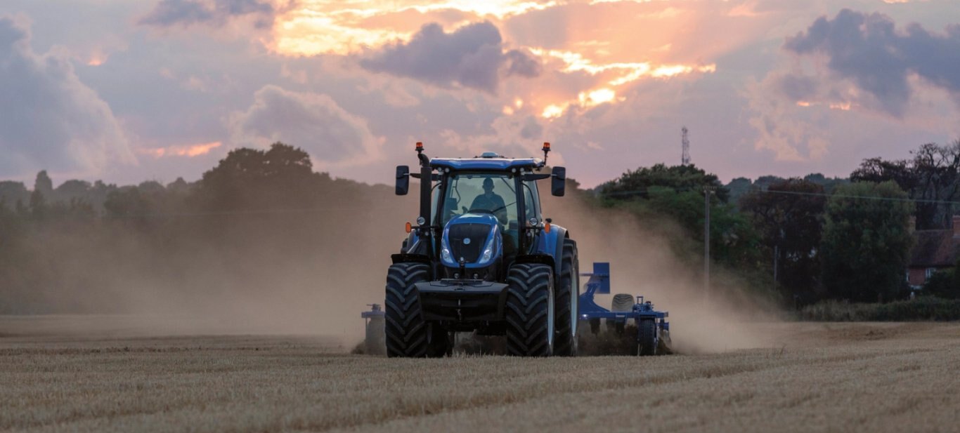 New Holland T7 Series T7.260 with PLM Intelligence™