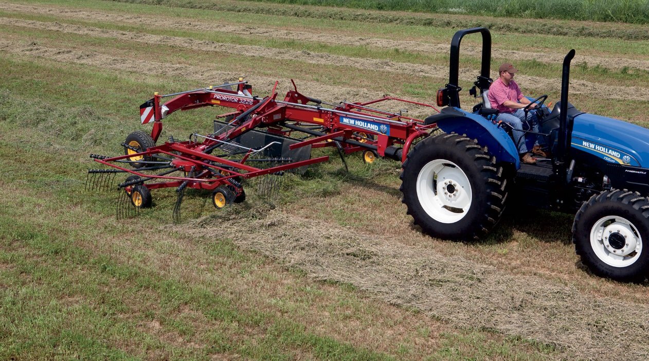 New Holland ProRotor™ Rotary Rakes ProRotor™ 3226