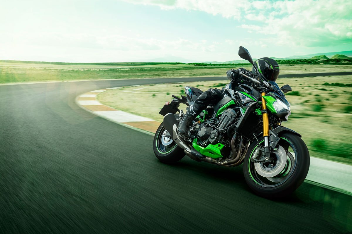 2023 Kawasaki Z900 SE