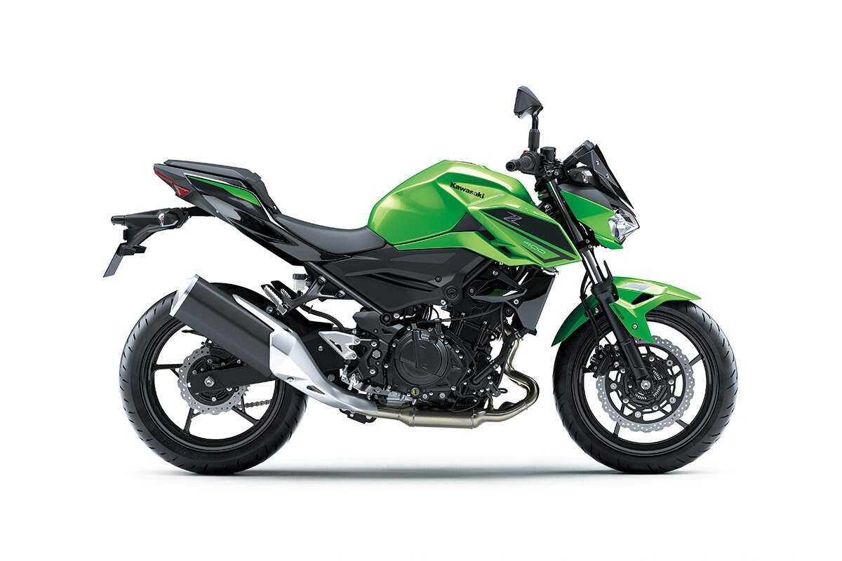 2023 Kawasaki Z400 METALLIC CANDY LIME GREEN / METALLIC FLAT SPARK BLACK