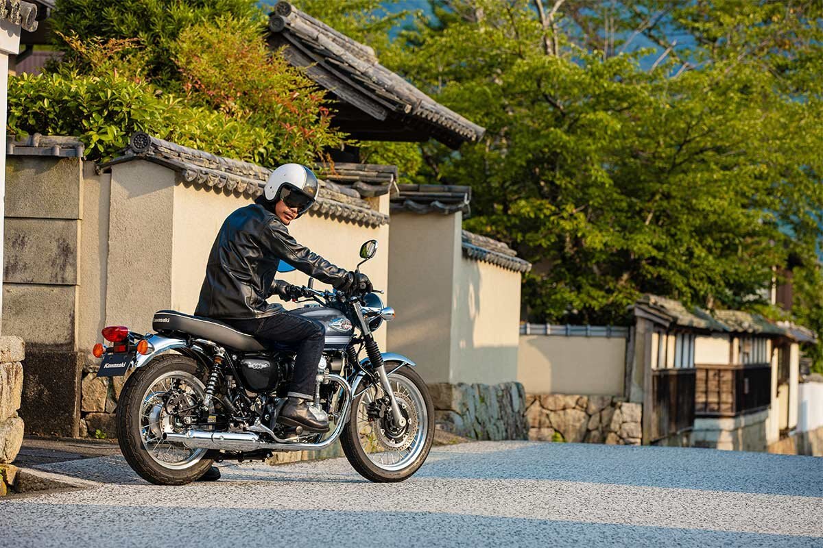 2023 Kawasaki W800