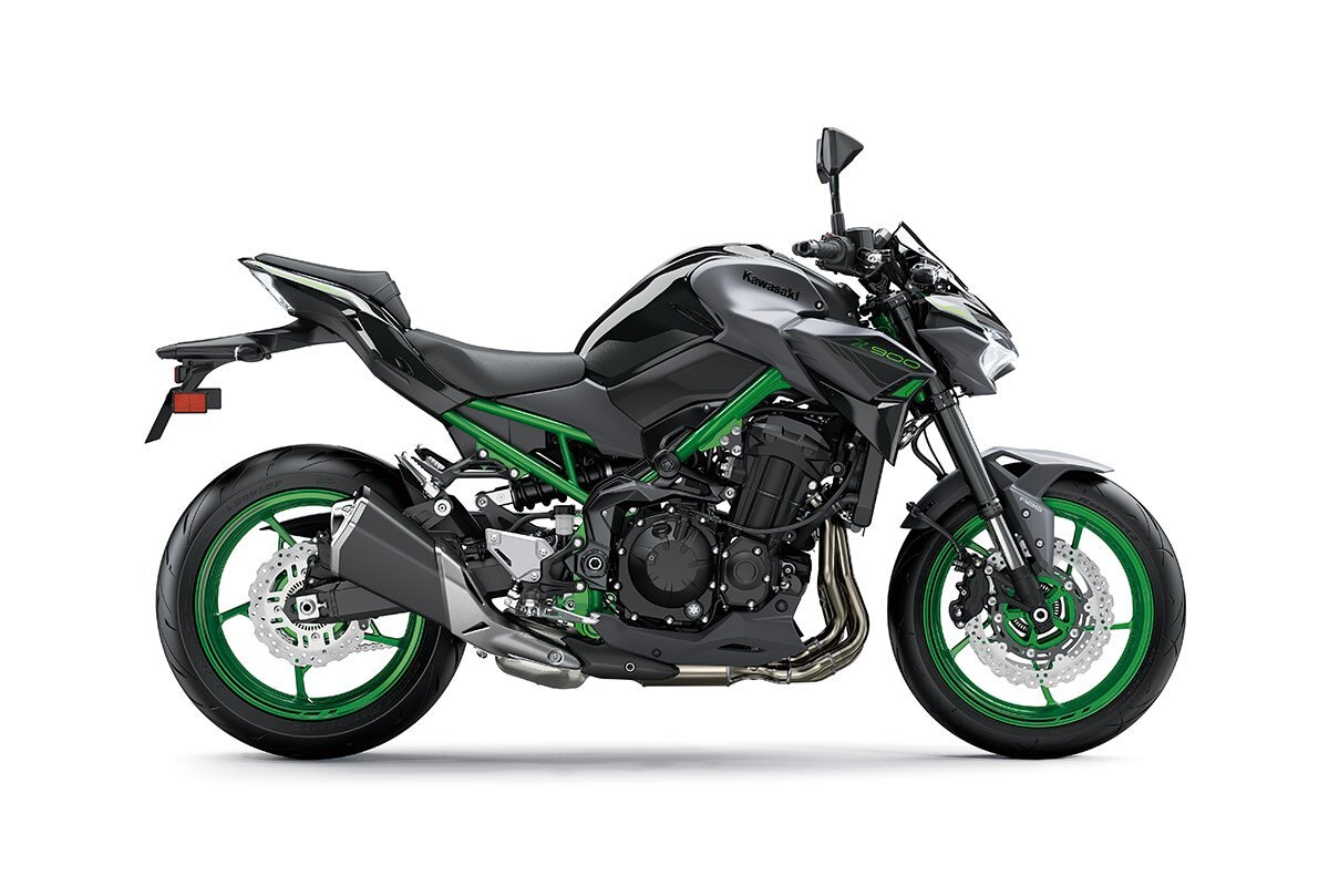 2024 Kawasaki Z900 EBONY / METALLIC MATTE GRAPHENE STEEL GRAY