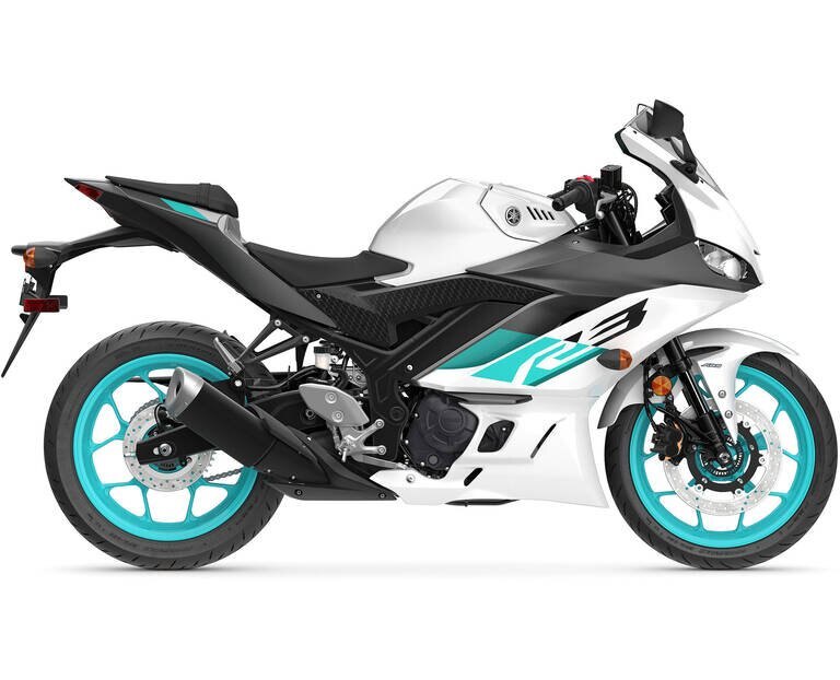 2024 Yamaha YZF-R3 Vivid White